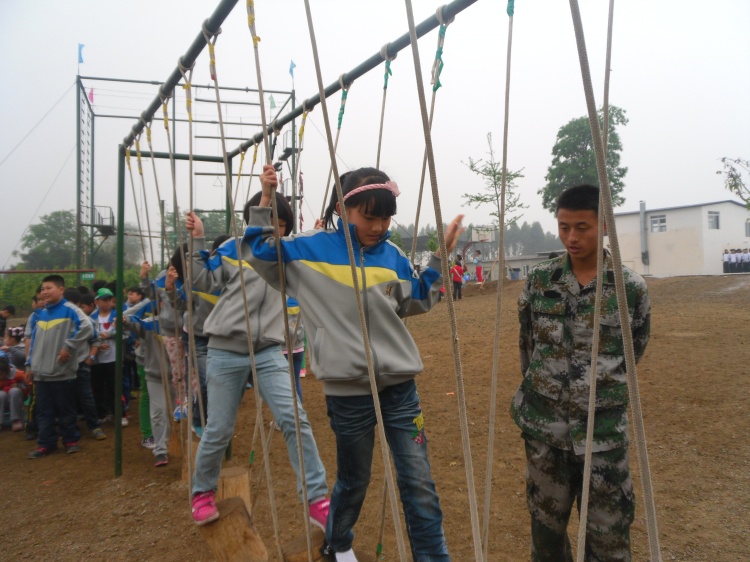 2013    四下春游 - 王老師 - 花開燦爛 我最閃亮