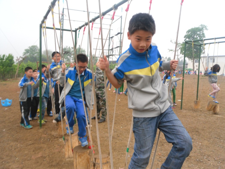 2013    四下春游 - 王老師 - 花開燦爛 我最閃亮