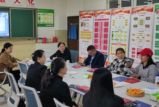 “家校同心聚合力，共赴成長(zhǎng)繪藍(lán)圖”——中學(xué)部召開(kāi)2023-2024學(xué)年下期新學(xué)期家校共育工作會(huì)